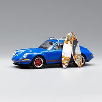 PR640018 POP RACE 1/64 SINGER 964 BLUE WITH WAKEBOARD