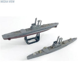 BELF70001 1/700 日本海軍 小型輸送潜水艦 波 104 w/水兵フィギュア 300体