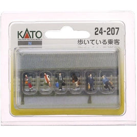 24-207 歩いている乗客