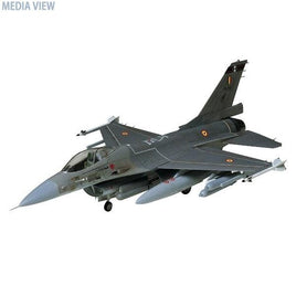 60701 ウォーバードNo.01 1/72 F-16 ファイティングファルコン