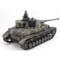25209 1/35 ドイツIV号戦車 G型初期生産車・伝令バイクセット `ロシア戦線`