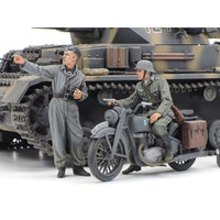 25209 1/35 ドイツIV号戦車 G型初期生産車・伝令バイクセット `ロシア戦線`