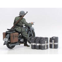 25209 1/35 ドイツIV号戦車 G型初期生産車・伝令バイクセット `ロシア戦線`