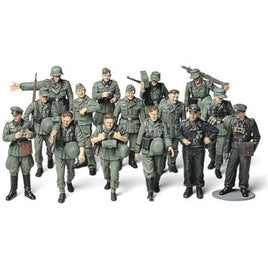 32530 1/48 WWIIドイツ歩兵行軍セット