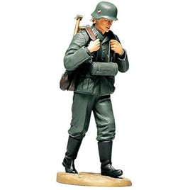 11 1/16 WWⅡドイツ機関銃チーム装填手(三脚架搬送)