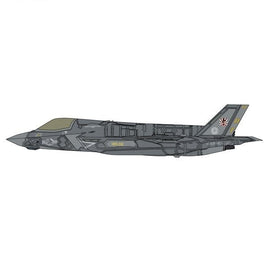 02398 1/72 F-35 ライトニングII (B型) 'U.S.M.C. VMFA-242 いずも発着艦試験'