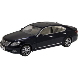 ID(7) トヨタ レクサス LS600hL 2010年モデル