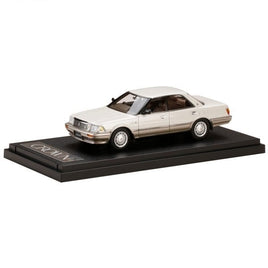 PM43135WM 1/43 TOYOTA CROWN 4000 Royal Saloon G V8 (UZS131) WHITE PEARL MICA TONING