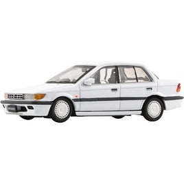 64B0174 BM CREATIONS 1/64 三菱 ランサー GTI 1988 ホワイト (RHD)