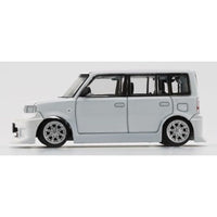 64B0373 BM CREATIONS 1/64 トヨタ 2000 BB ホワイト RHD