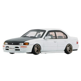 64B0335 BM CREATIONS 1/64 トヨタ カローラ 1996 AE100 パールホワイト/カーボンボンネット RHD