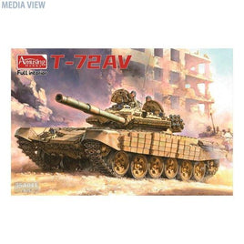 AMH35A041 アミュージングホビー 1/35 T-72AV (フルインテリア)