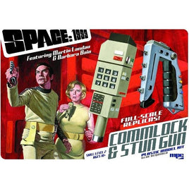 MPC941 MPC 1/11/1 スペース1999 スタンガン&コムロック