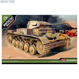 13535 アカデミー 1/35 II号戦車 F型 `北アフリカ戦線`