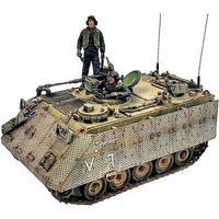 13557 アカデミー 1/35 M113 装甲兵員輸送車 'ゼルダ'