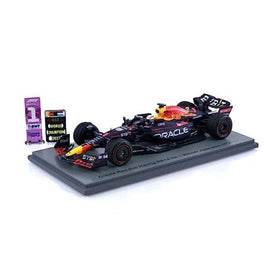 S8551 1/43 Oracle Red Bull Racing RB18 No.1 Oracle Red Bull Racing Winner Japanese GP 2022 With No.1