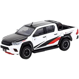 T64-041-WH ターマックワークス 1/64 Toyota Hilux White